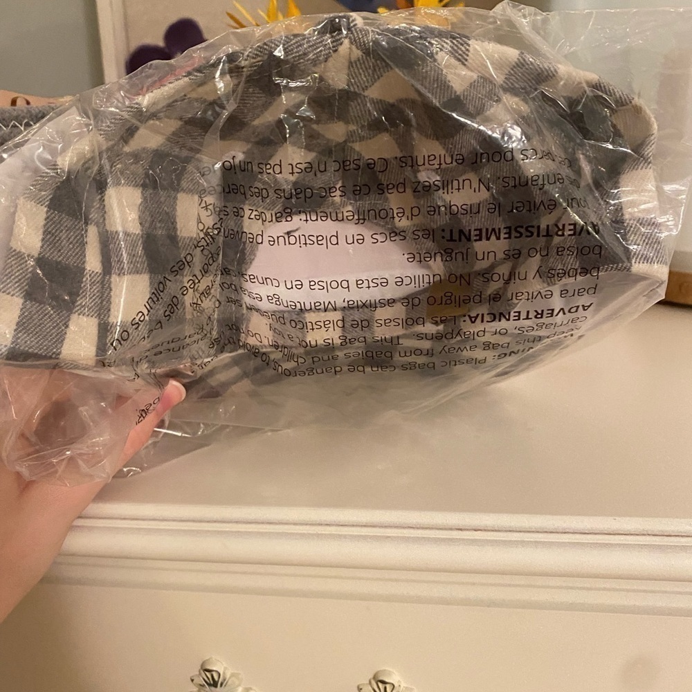 Cocus Pocus Plaid Ballcap - Picture 5 of 8